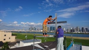 LED十字架取付作業