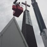 高所作業車での取付作業